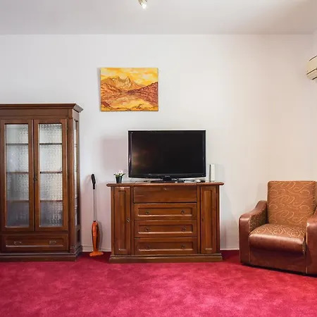 Old Town Studio In The City Center *