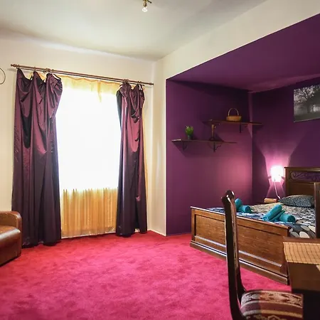 Old Town Studio In The City Center *